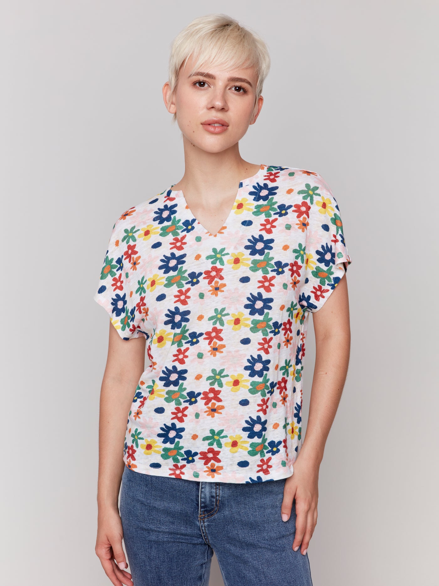 Charlie B Top - V-Neck Tee - Daisies