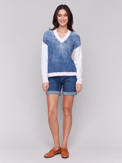 Charlie B Top - V-Neck Sweater - Denim