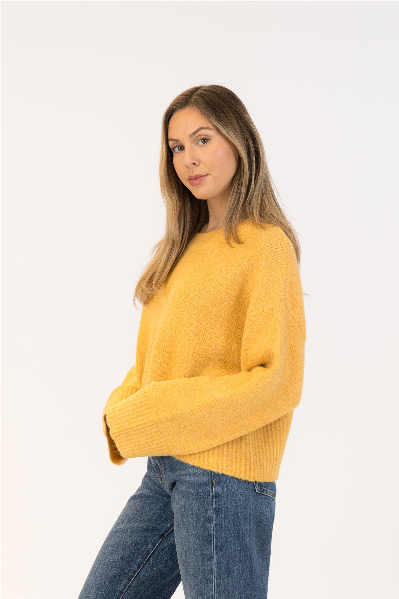 Lyla+Luxe Top - Evaluxe Crew - Gold