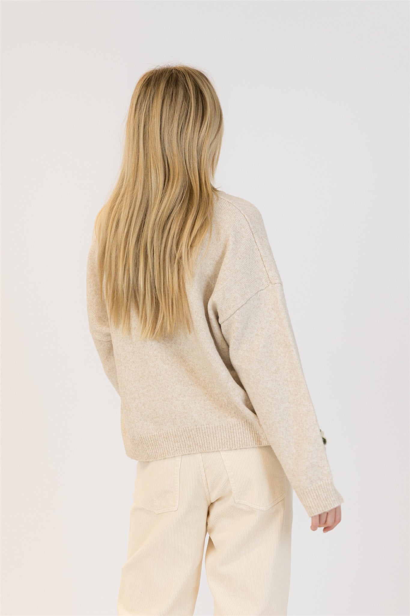 Lyla+Luxe Top - HollyFlower Crew - Oatmeal
