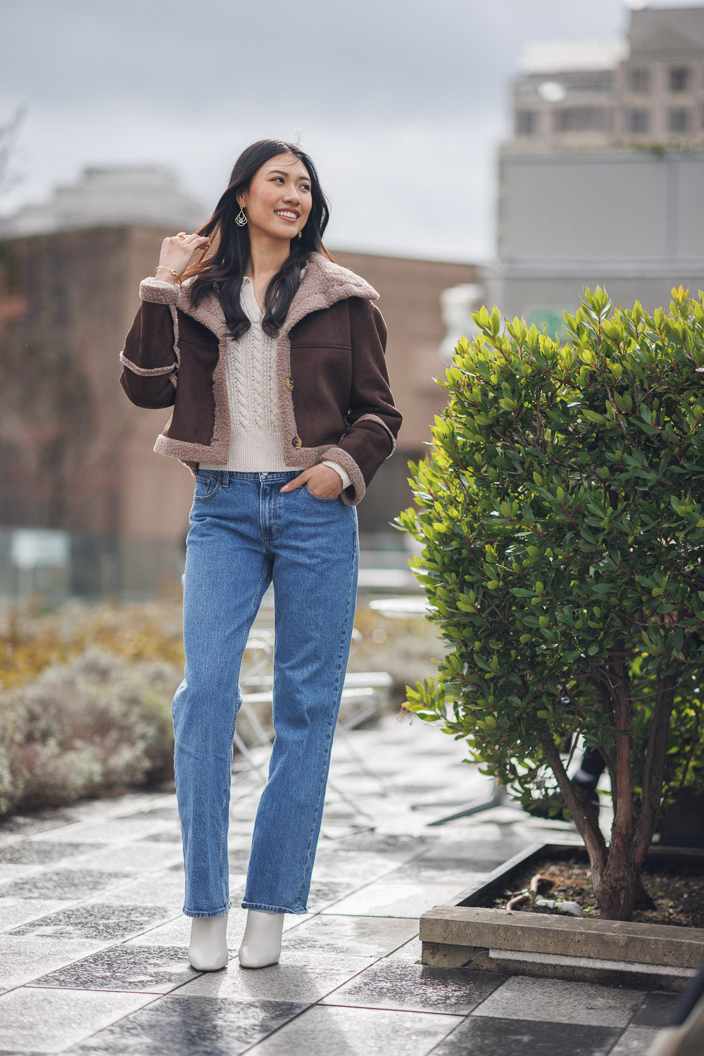 Papillon Top - Crop Vee - Oatmeal