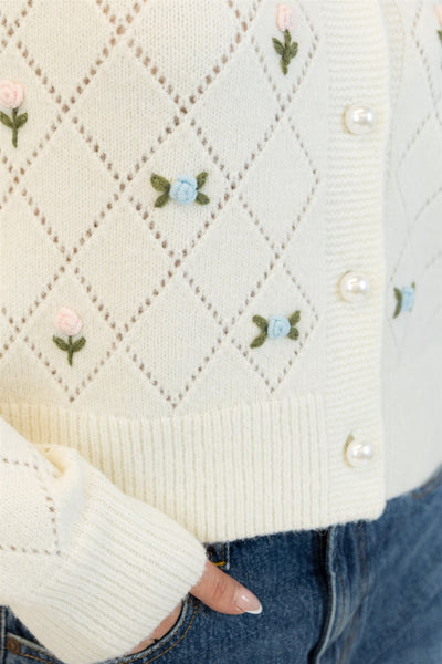 Lyla+Luxe Top - Lacey Rose Cardi - White