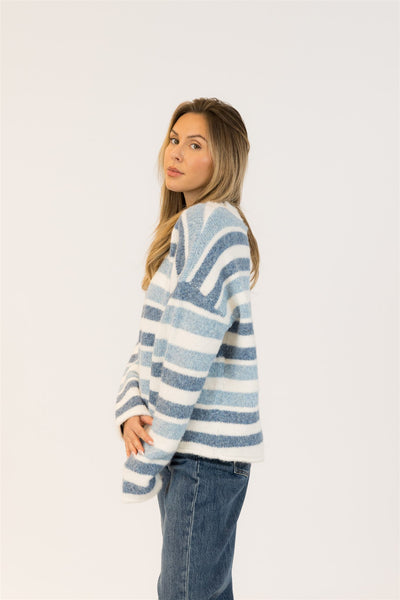 Lyla+Luxe Top - Lucky Crew - Blue /White