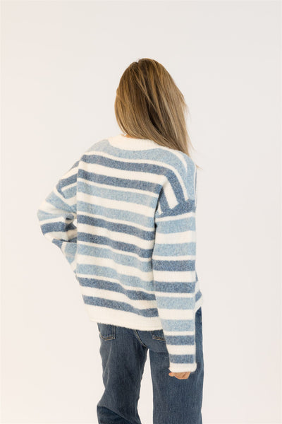 Lyla+Luxe Top - Lucky Crew - Blue /White