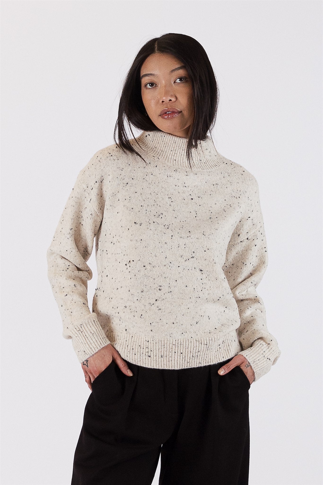 Lyla+Luxe Top - Fleck Sweater - Oak