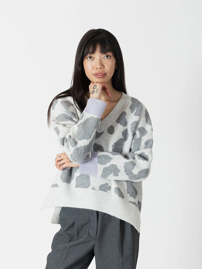 Lyla+Luxe Top - Ocean Animal Print - Grey /Lavender